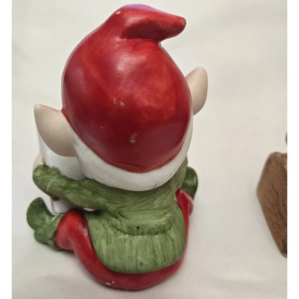 Set of 2 Vintage Ceramic Christmas Elves Gnomes Homco Santas Helpers North Pole